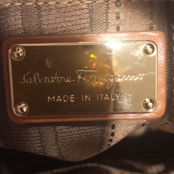 Salvatore Ferragamo handbag - Picture 8 of 8